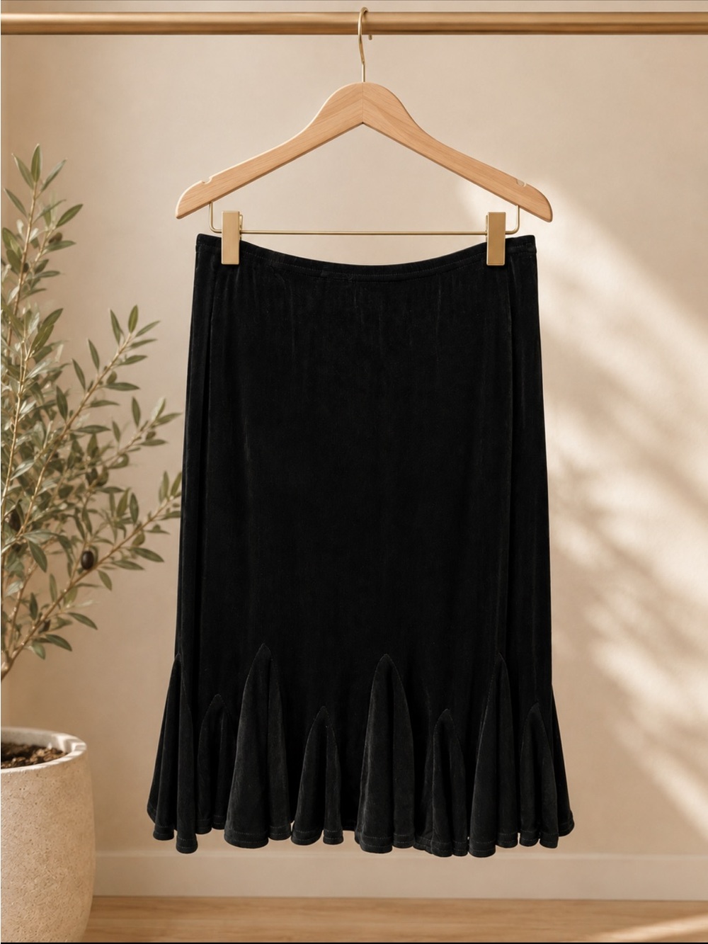 Vintage Ronni Nicole Petite Black Midi Skirt Made in USA Petal Hem Y2K PS